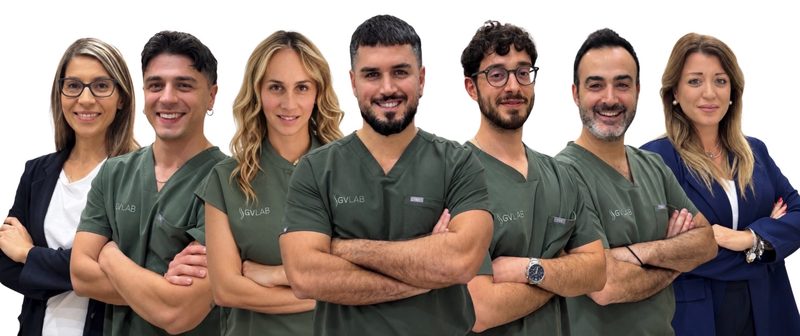 Il team GV LAB, da sinistra: Francesca Iadecola, Luca Fanini, Samia Fusco, Giovanni Varone, Lorenzo Giordanino, Alessandro Saracino, Federica D’Aguanno